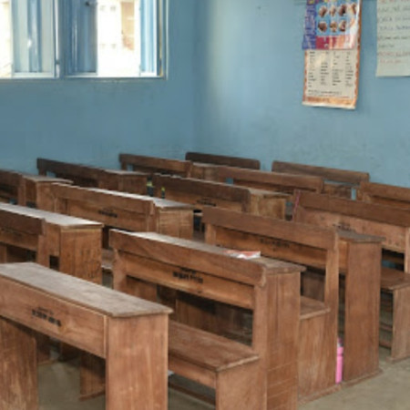 school chairs and tables