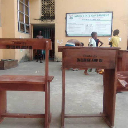 school chairs and tables